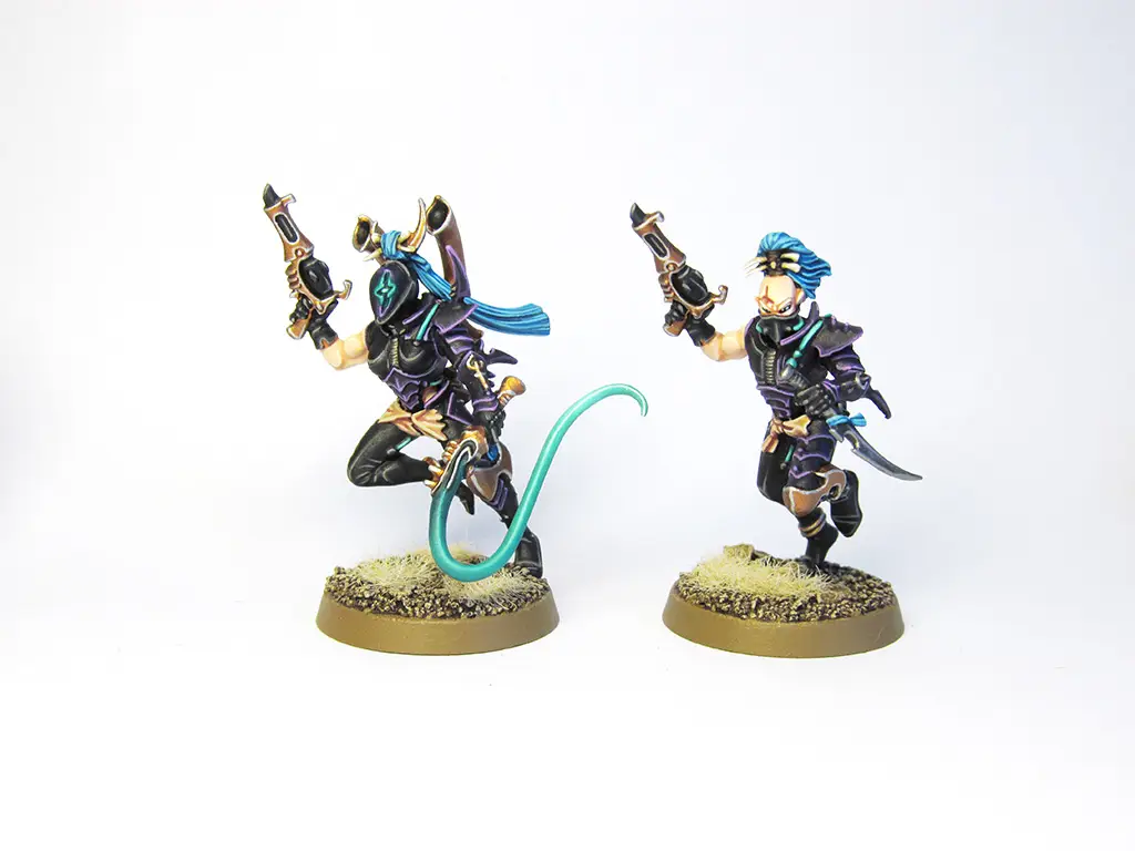 Warhammer 40k - Dark Eldar Wyches - Set Di 10 Miniature In Plastica Multistampo
