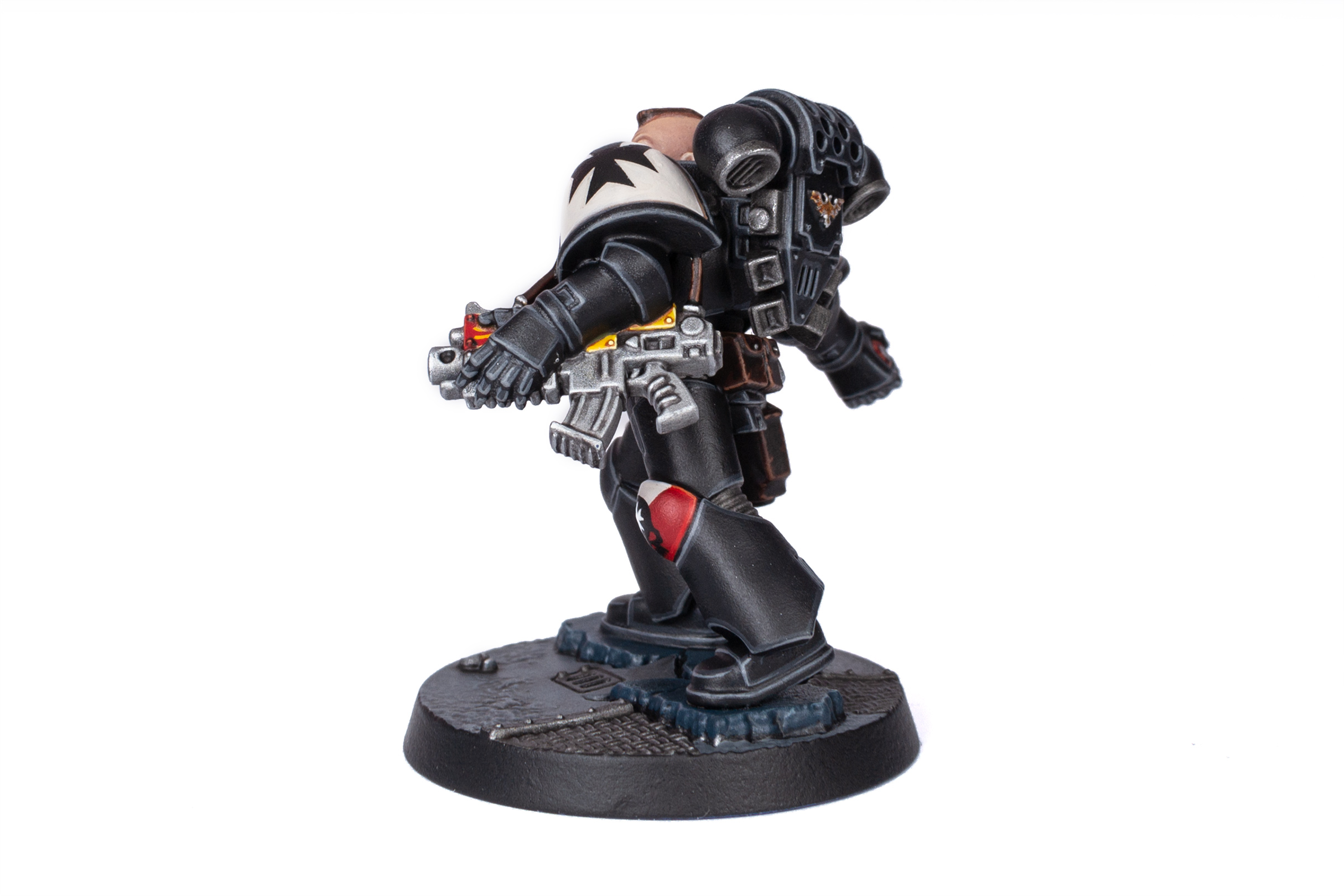 Brother Vanial from the Space Marine Heroes Series 1 painted as a Black Templar