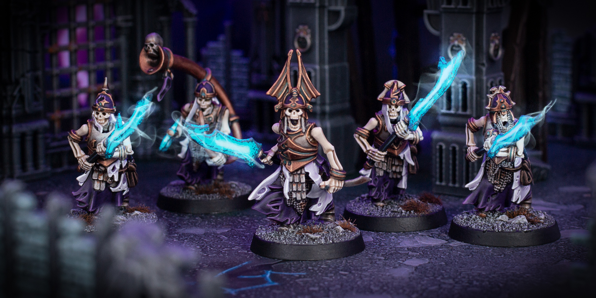 Five Grave Guard with burning Great Wight Blades