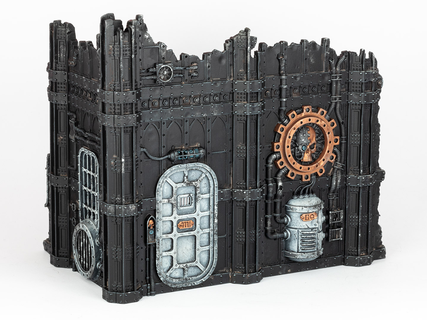 Battlezone: Manufactorum Storage Fane front, painted by Stahly