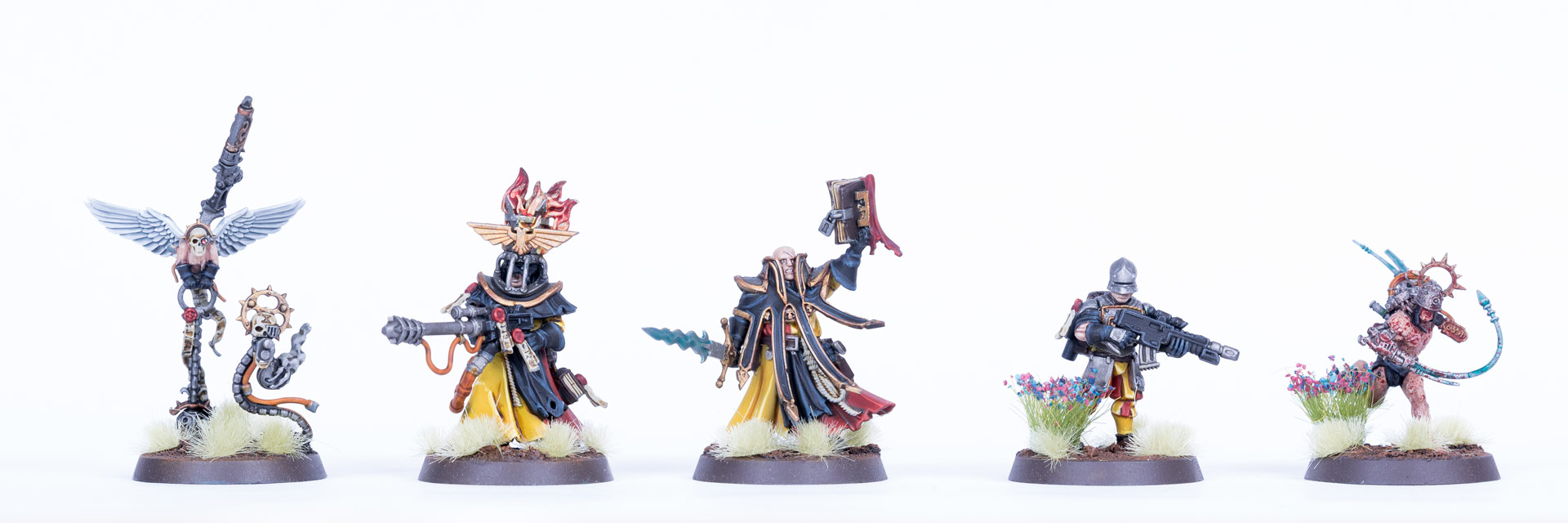 Kitbashes Inquisitorial retinue for Warhammer 40k