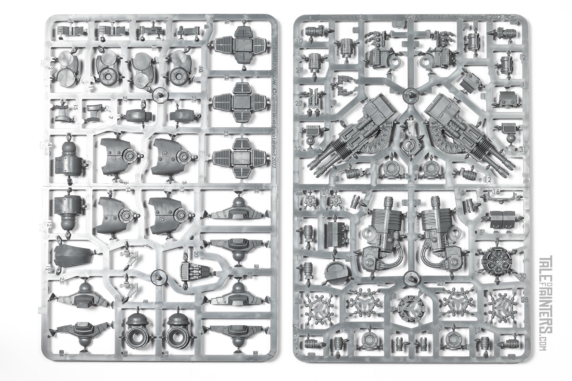 Leviathan Siege Dreadnought with ranged weapons legs and weapons sprues