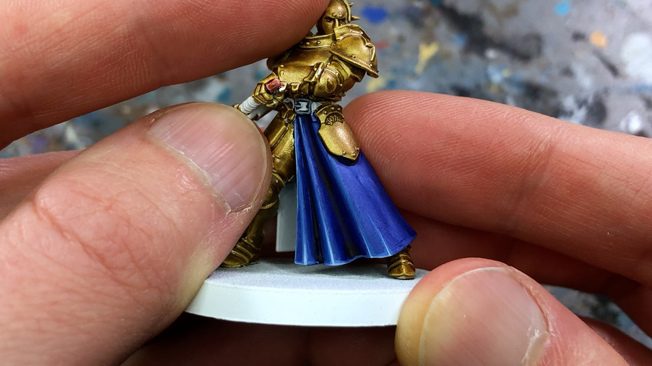 Painting over the robes of a Stormcast with dried Speedpaint 2.0