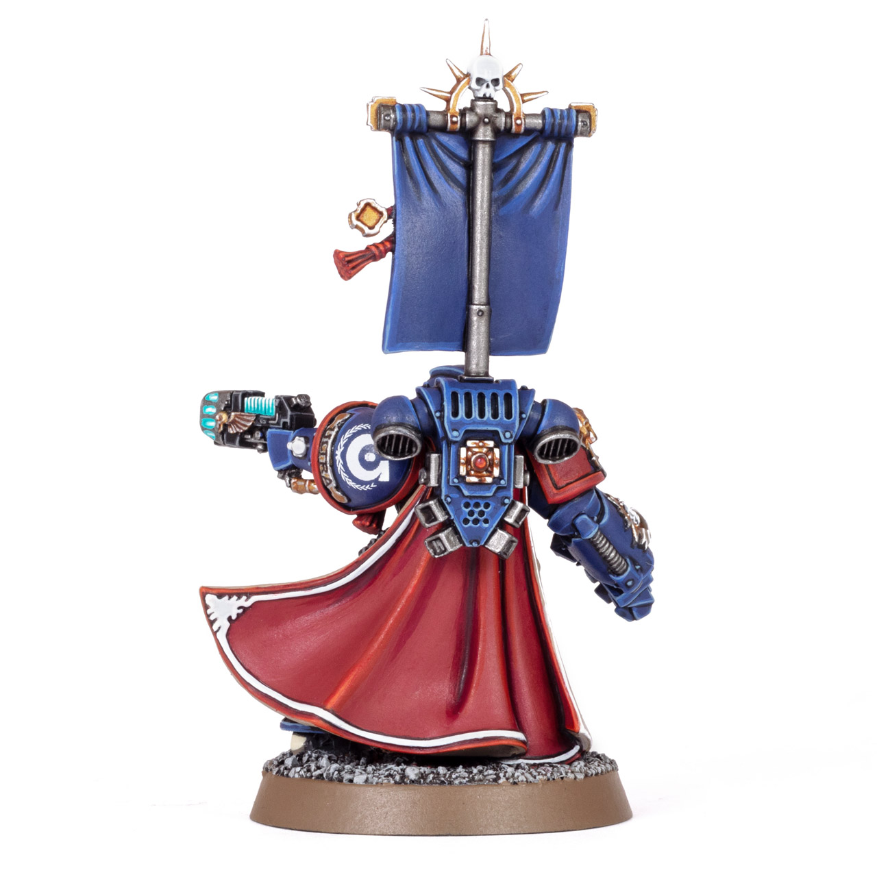 Back view of Captain Mikael Fabian from the Ultramarines 3rd Company, painted by Stahly