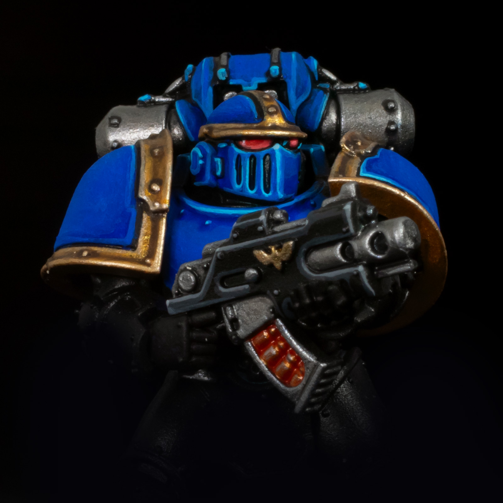 Horus Heresy era Ultramarine in MkIII armour, painted with AK 3rd Gen paints