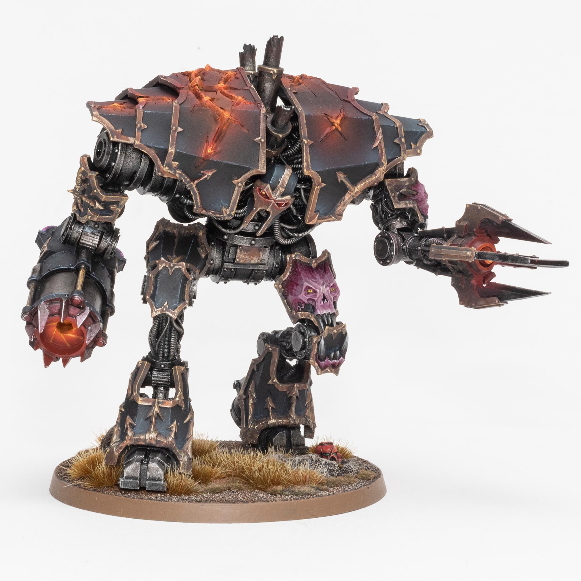 Chaos Space Marines Decimater Daemon Engine with heavy conversion beamer, painted in the black of the Black Legion by Dunk, white background
