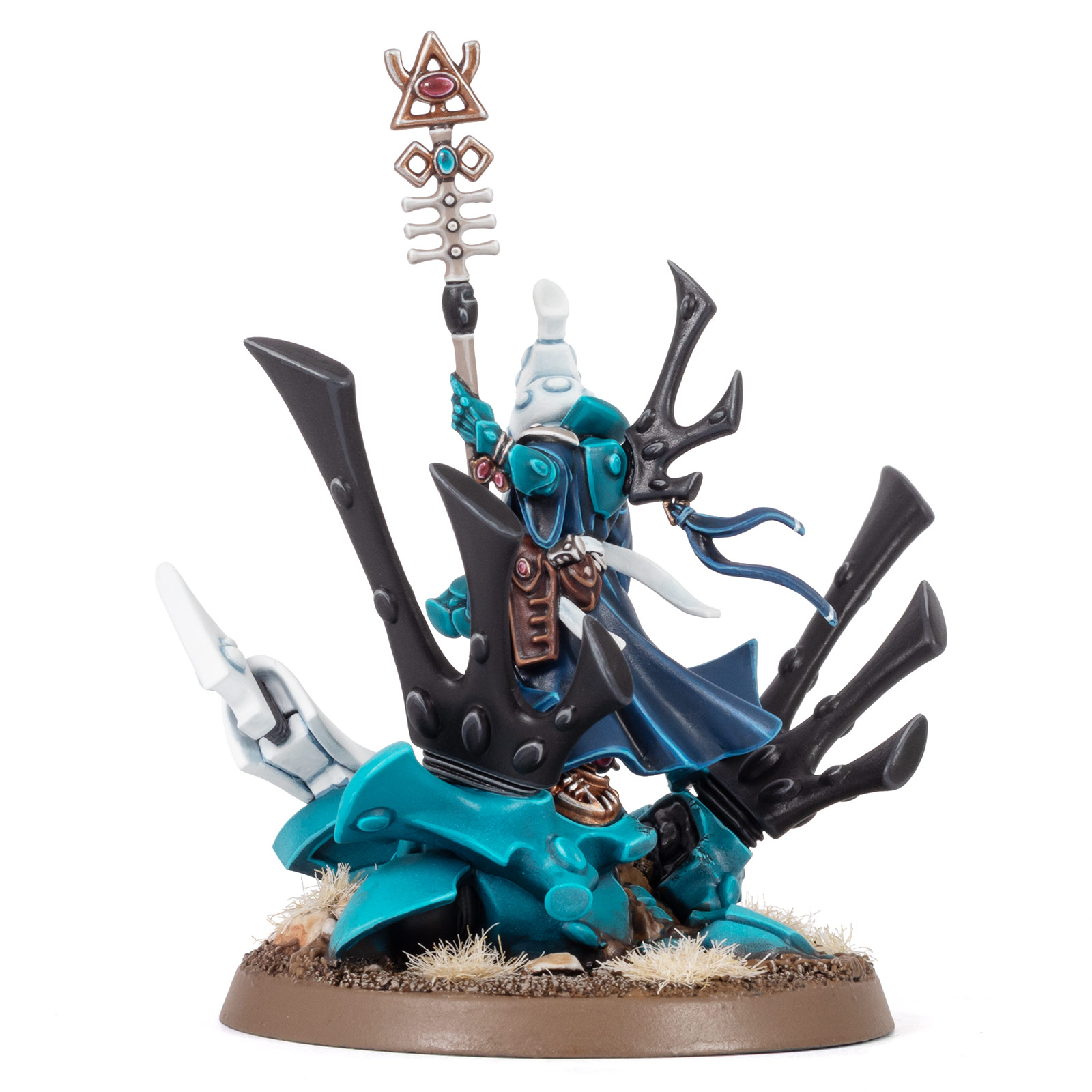Back view of Aeldari Infinity's Lament Spiritseer diorama, painted in the turquoise and white of Craftworld Iybraesil by Stahly, on white background